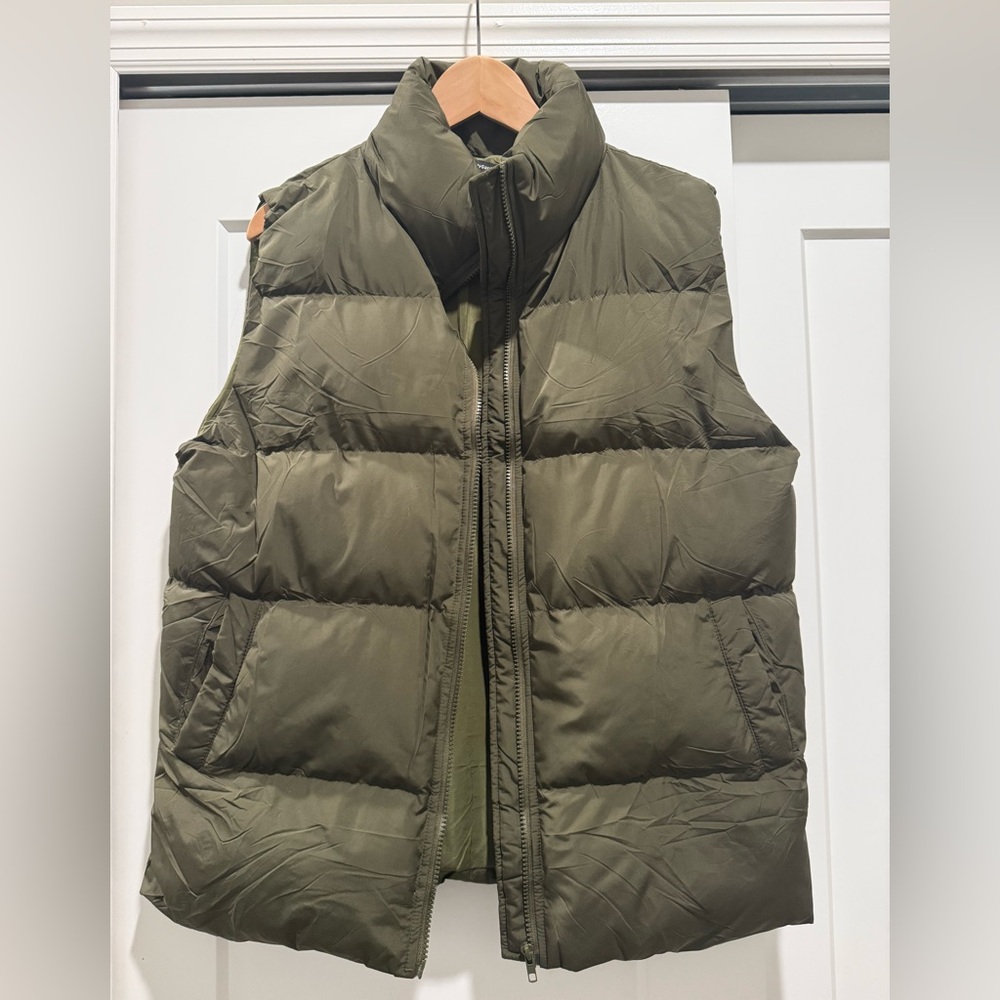 Oversized Puffy Vest